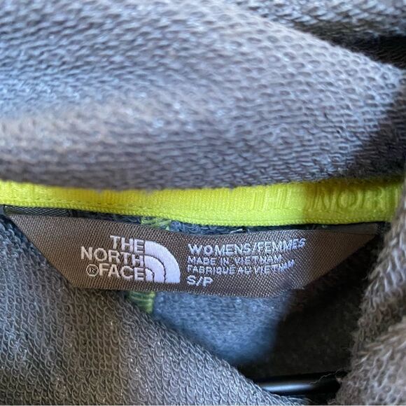 The North Face Sweatshirt Cowl Neck Long Sleeve Pullover Top Gray Yellow S - Picture 3 of 12